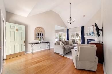 404 Crestfield Ct, Nashville, TN 37211 - photo 3