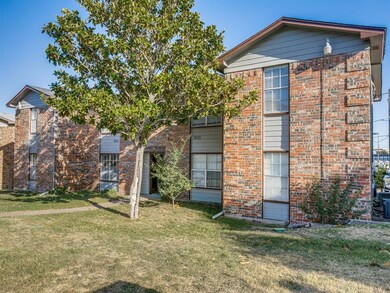 8036 Cambridge Cir unit A, Fort Worth, TX 76108 - photo 2