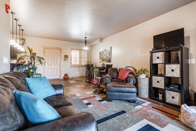 7_Great-Room_1800x1200_3587123