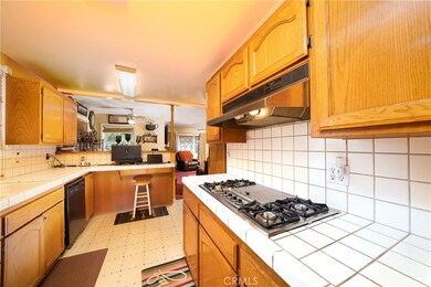 6002 Oliva Ave, Lakewood, CA 90712 - photo 7