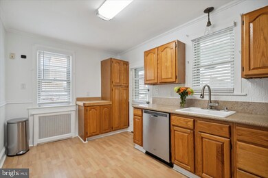 367 Lakeview Ave, Drexel Hill, PA 19026 - photo 5