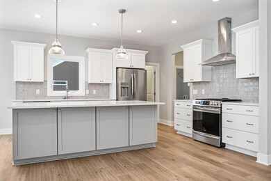 10-web-or-mls-9469 Shoreway Dr, West Oli