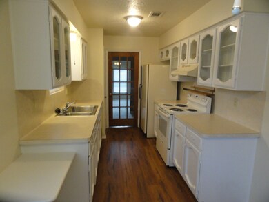 16414 Paint Rock Rd, Friendswood, TX 77546 - photo 2