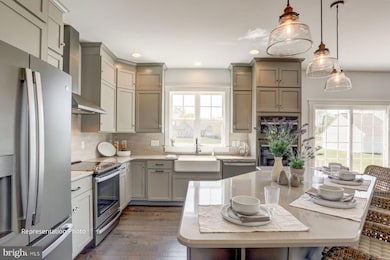 16 Old Moss Ln, Carlisle, PA 17013 - photo 3