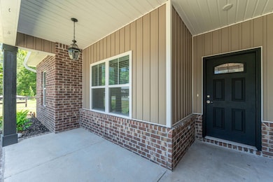 5-web-or-mls-3156 Forrest Ave Exterior-5