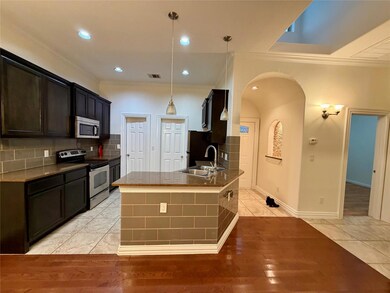 398 Mesa Dr unit C, Del Valle, TX 78617 - photo 6