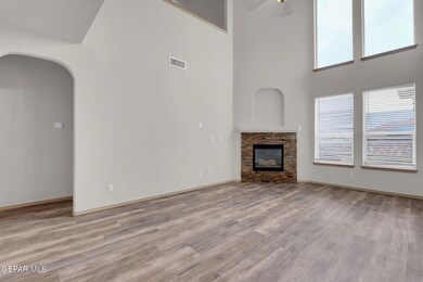 14351 Desert Sunset Dr, Horizon City, TX 79928 - photo 7