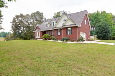 697 Mason Grissom Rd, Rock Island, TN 38581 - photo 3