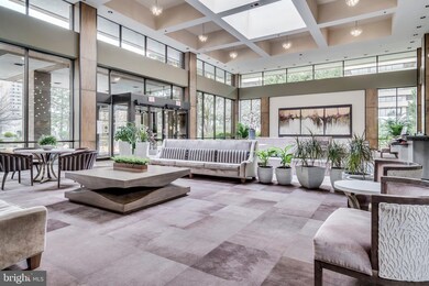 Skyline House unit 1512, Baileys Crossroads, VA 22041 - photo 2