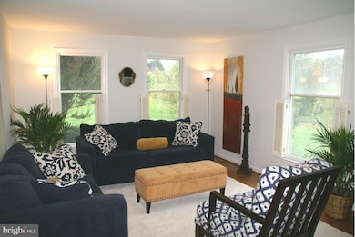 38599 Little Hampton Ln, Hamilton, VA 20158 - photo 2