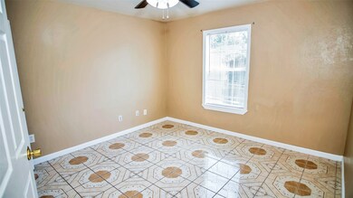 7659 Southern St, Houston, TX 77087 - photo 6