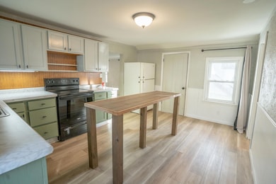 130 6th St SW, Plainview, MN 55964 - photo 4