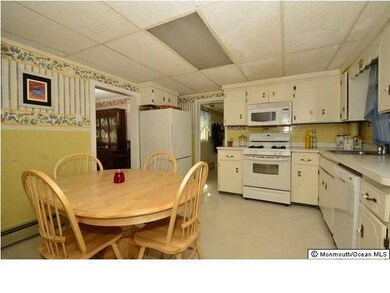 176 Railroad Ave, Middletown, NJ 07748 - photo 3