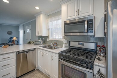 15 Seabreeze Dr, North Hampton, NH 03862 - photo 4