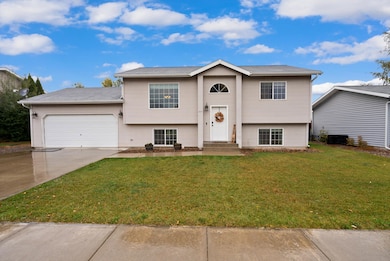 305 Bismark St, Kalispell, MT 59901 - photo 2