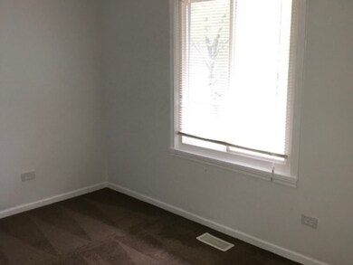 18116 Orleans Dr, Hazel Crest, IL 60429 - photo 5