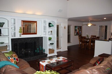 6101 Sutherland Dr, Tyler, TX 75703 - photo 2