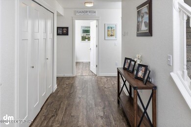02-Front Entry_DMD_7878