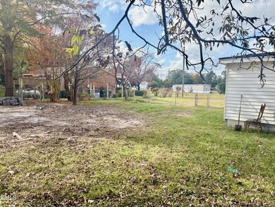 4055 Camden Rd, Fayetteville, NC 28306 - photo 6