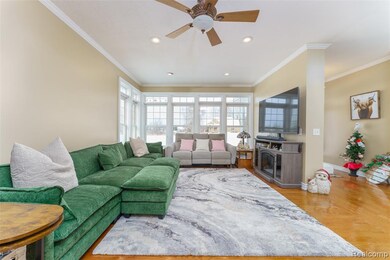 4695 Emerald Valley Loop unit 31, Fowlerville, MI 48836 - photo 6