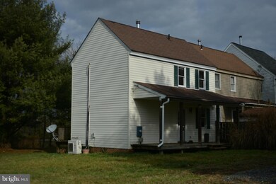 8478 Emerald Ln, Marshall, VA 20115 - photo 5