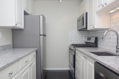 Hawthorne Place Condominium unit 6N, Boston, MA 02114 - photo 2