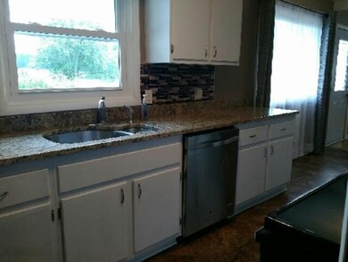 Begole244 kitchen1