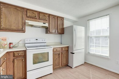 13968 Winding Ridge Ln, Centreville, VA 20121 - photo 5