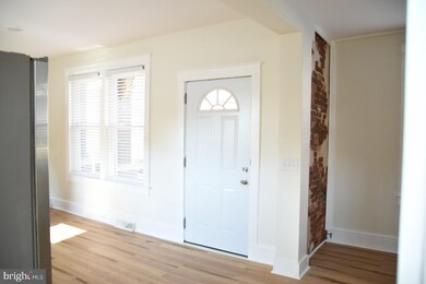 112 N Marshall St, Lancaster, PA 17602 - photo 4