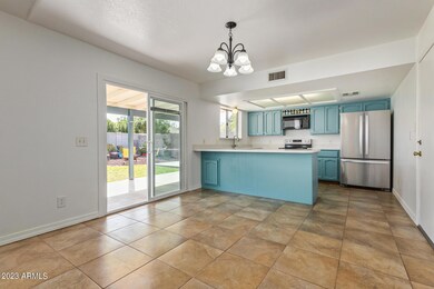 1427 S 37TH ST Dining/Kitchen