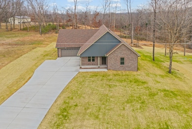 940 Palmyra Rd, Clarksville, TN 37040 - photo 2