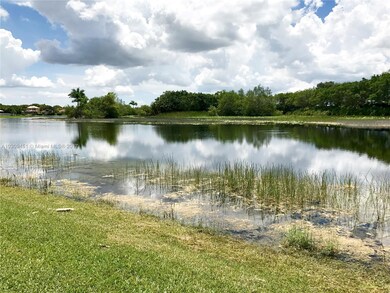 4281 Laurel Ridge Cir, Weston, FL 33331 - photo 4