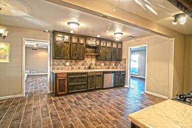 1653 Lomaland Dr, El Paso, TX 79935 - photo 7