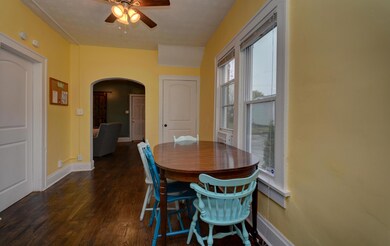 Heyl 968- Dining Room (2)