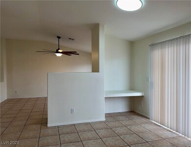 686 Arrowhead Canyon Dr, Henderson, NV 89002 - photo 4