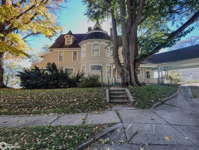 322 N 18th St, Clarinda, IA 51632 - photo 3