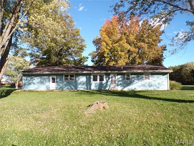 1117 Puxico Rd, Percy, IL 62272 - photo 3