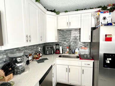5024 Kerle St, Jacksonville, FL 32205 - photo 7