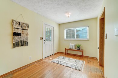 2795 Saint Joseph Ave, Columbus, OH 43204 - photo 6