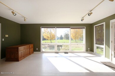 Floor to Cieling Windows