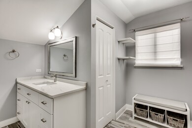 18590 Meadow Ln, Hazel Crest, IL 60429 - photo 7