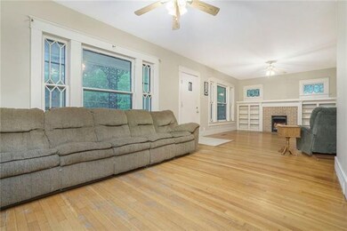 107 E Hale St, Spring Hill, KS 66083 - photo 7