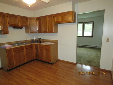 371 N Culver St, Logan, OH 43138 - photo 6