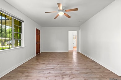 1310 Aster St, Baton Rouge, LA 70802 - photo 3