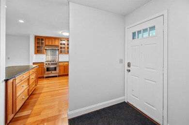 61 Winding Brook Dr, South Burlington, VT 05403 - photo 2