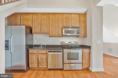 601 7th St unit 401, Laurel, MD 20707 - photo 7