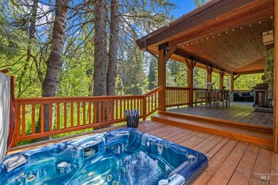 131 Twin Creek Ct, Donnelly, ID 83615 - photo 7