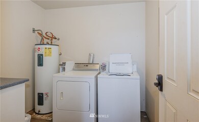 593 Eastmont Ave, East Wenatchee, WA 98802 - photo 4