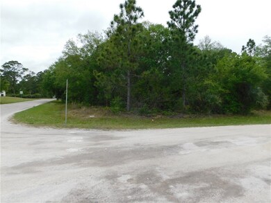 East side, unpaved road