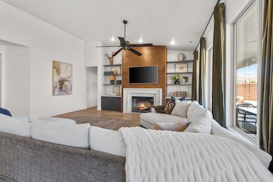 206 N Sage Crest Cir, Washington, UT 84780 - photo 5